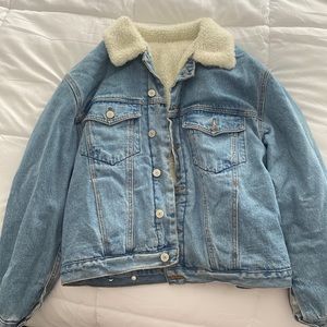 Denim Sherpa collar jacket size M